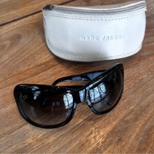 Marc Jacobs Black Sunglasses with White Case